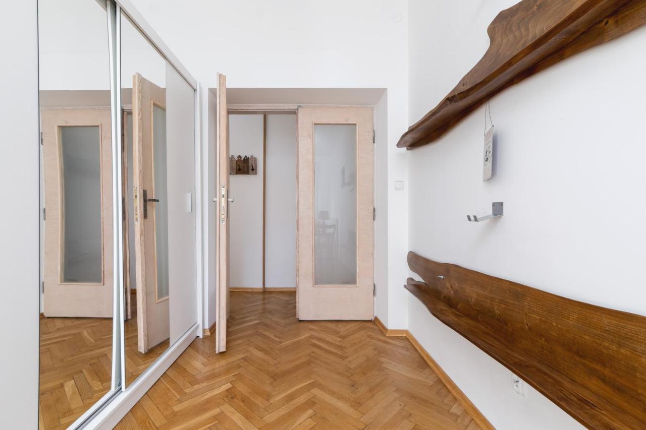 Old Town Apartments Basztowa By Renters Cracovia Esterno foto