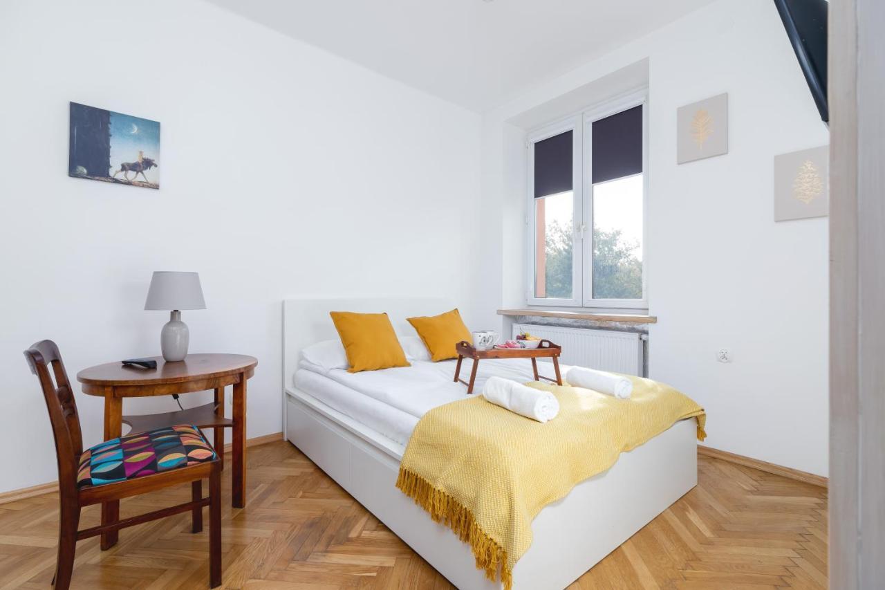 Old Town Apartments Basztowa By Renters Cracovia Esterno foto