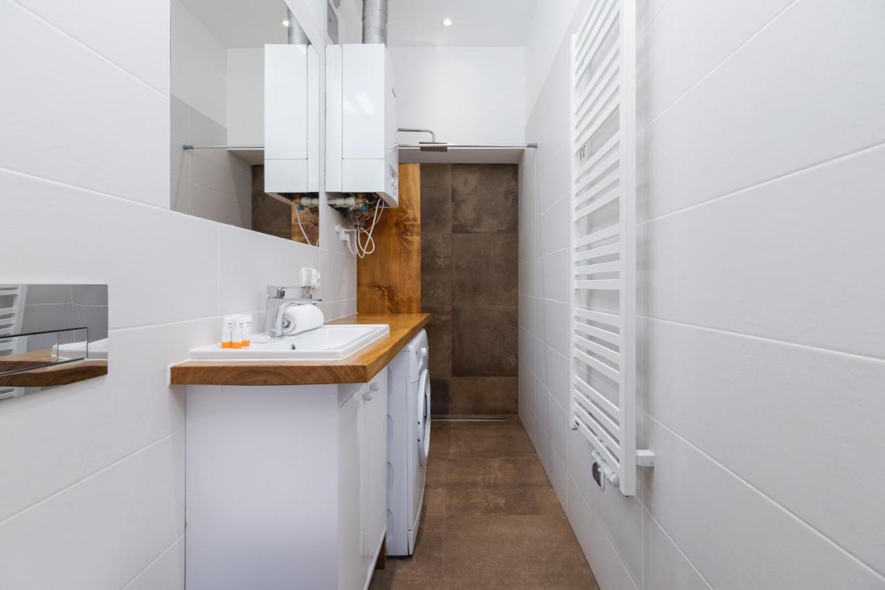 Old Town Apartments Basztowa By Renters Cracovia Esterno foto
