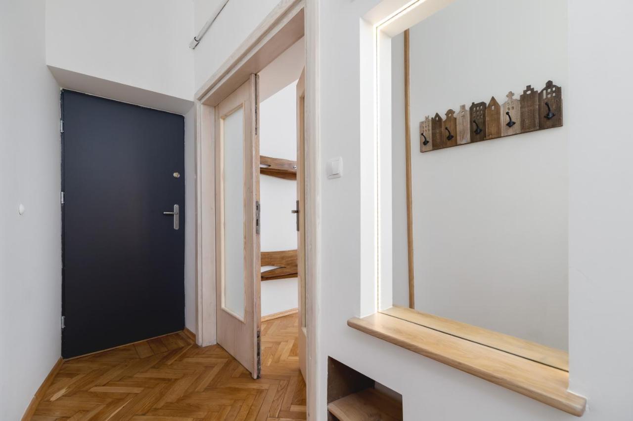 Old Town Apartments Basztowa By Renters Cracovia Esterno foto